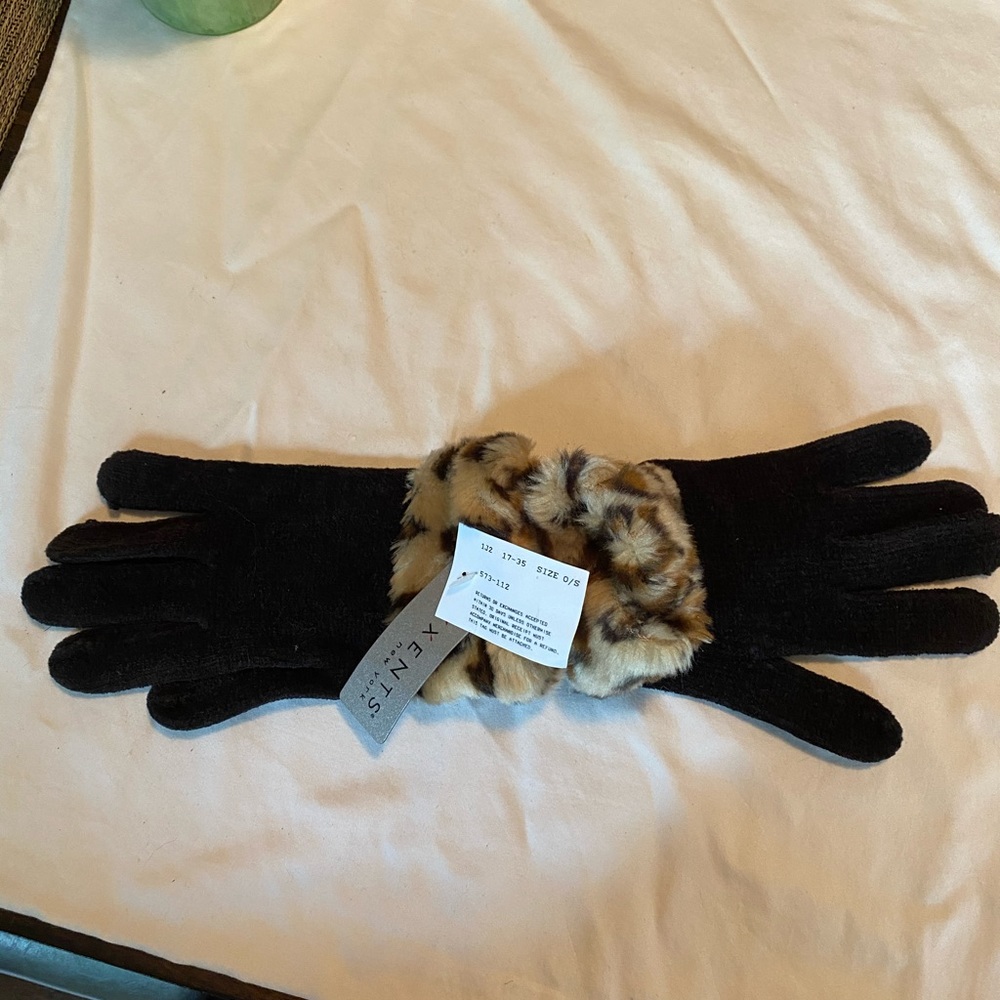 Women’s gloves